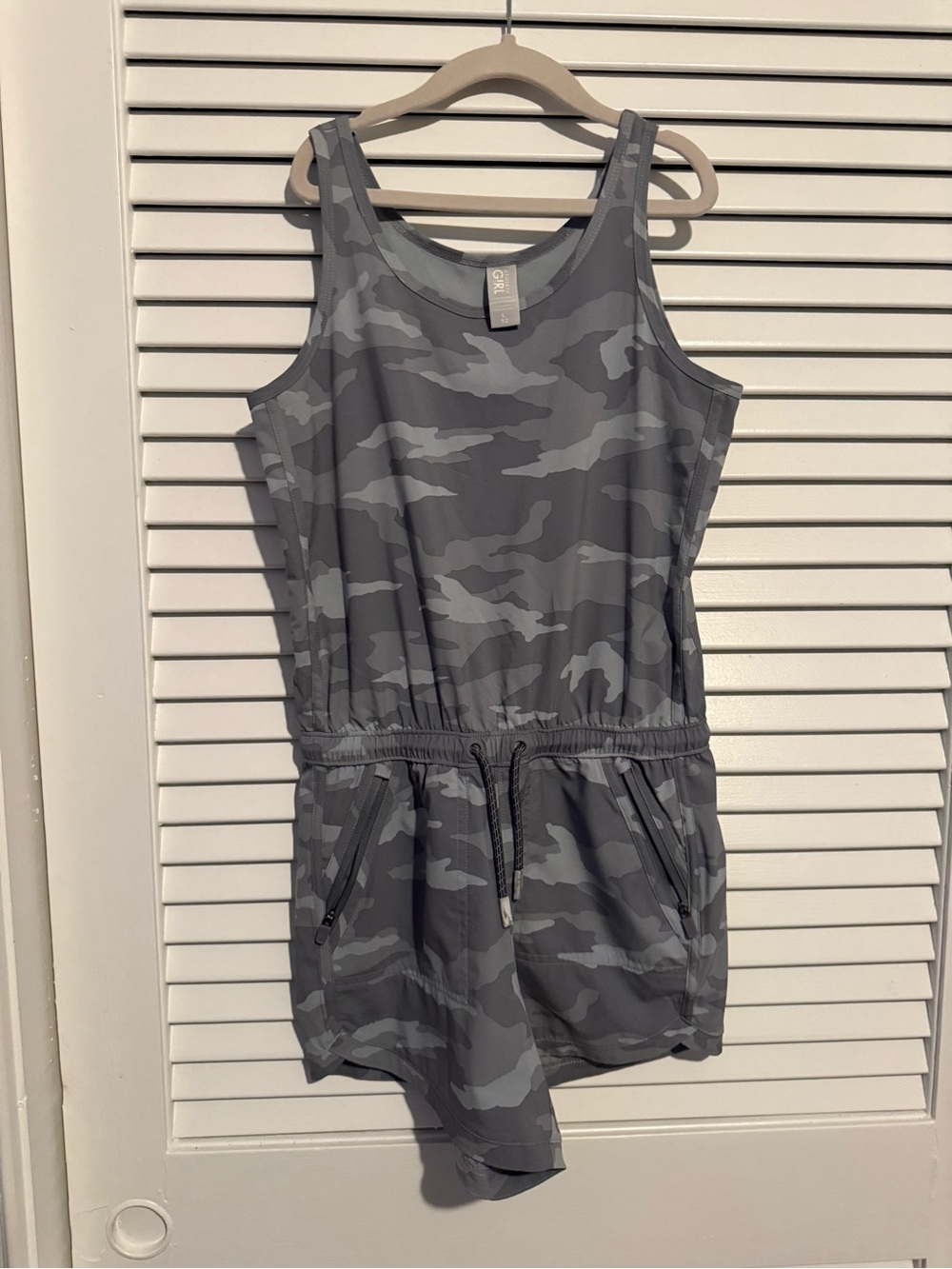 Athleta Girl Sleeveless Camouflage Knit Romper Gray Size Large 12